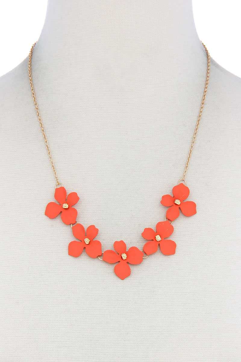Collier de fleurs