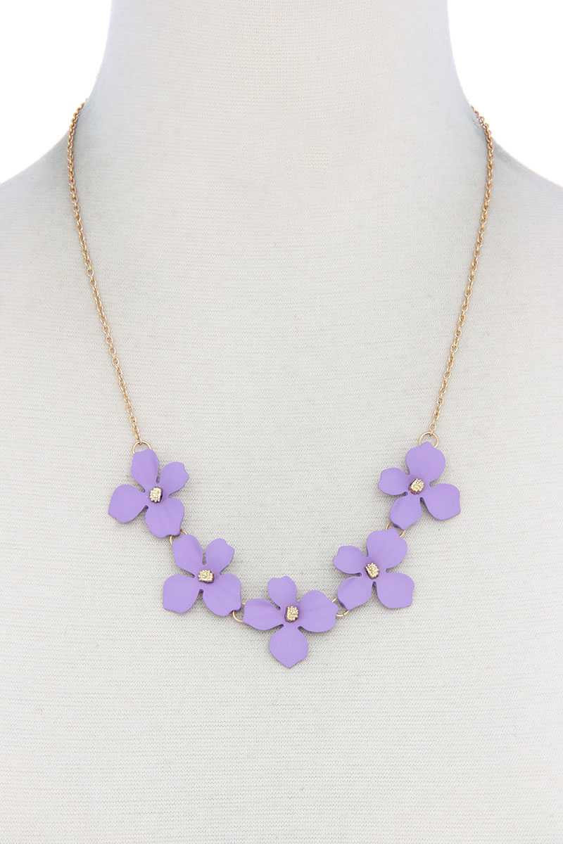 Collier de fleurs