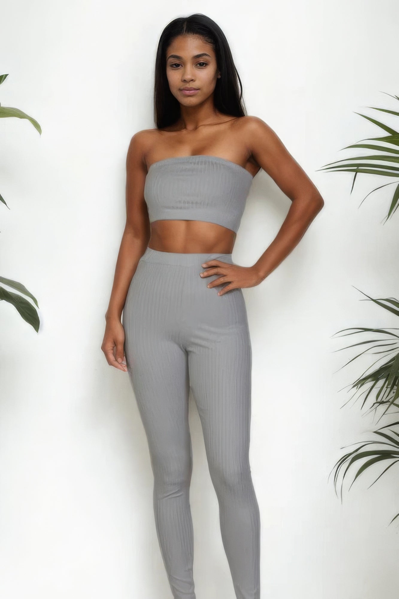 Ensemble haut tube côtelé et leggings