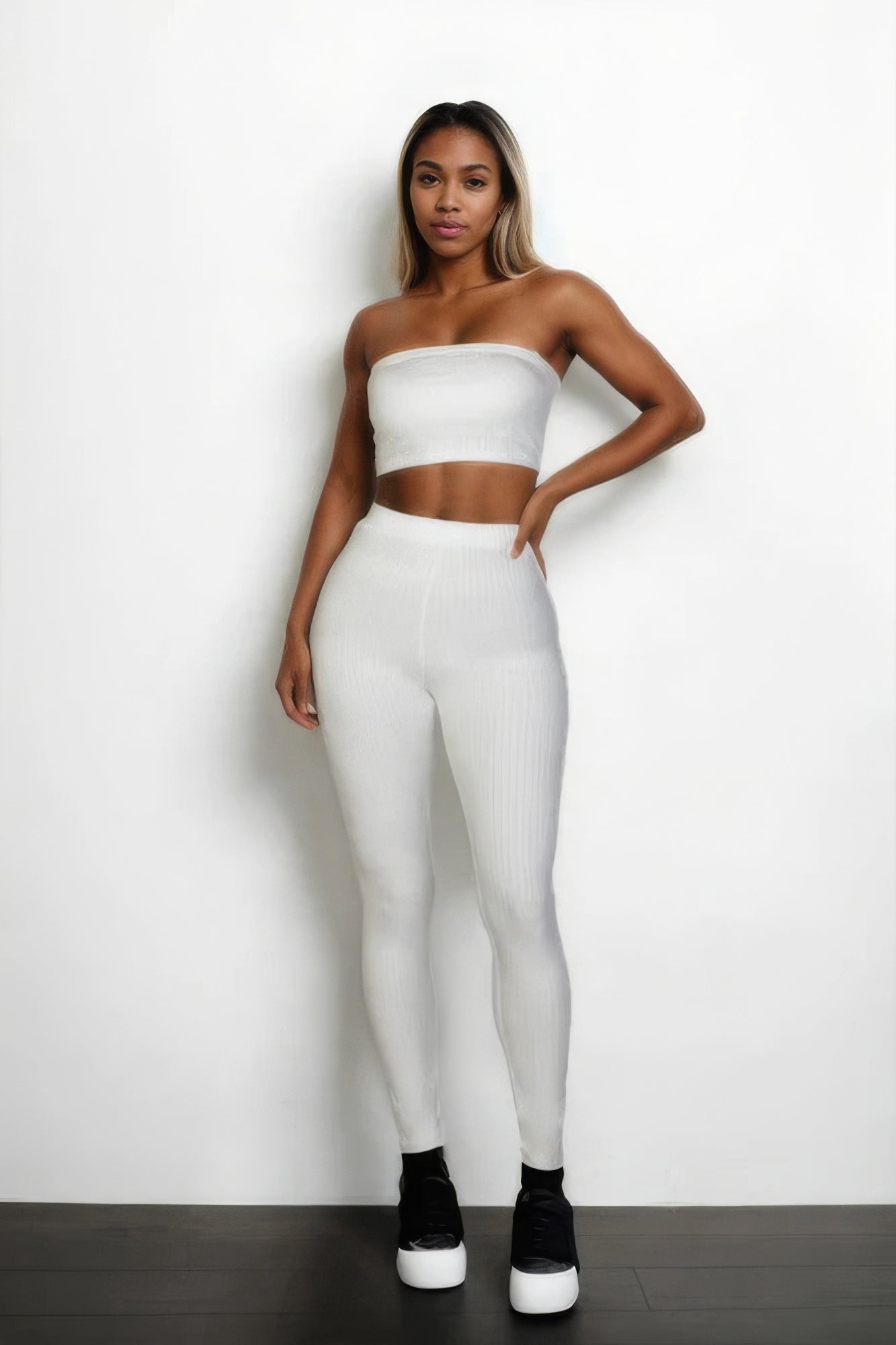 Ensemble haut tube côtelé et leggings