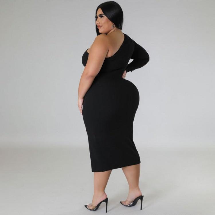 Solid Color One-shoulder Fitted Plus Sleeveless Dresses