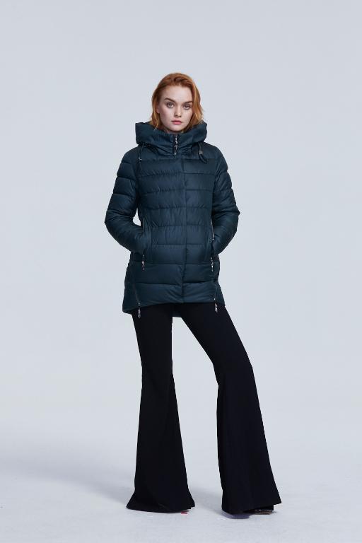 Women warm hooded winter coat women jacket casual parkas jacket.