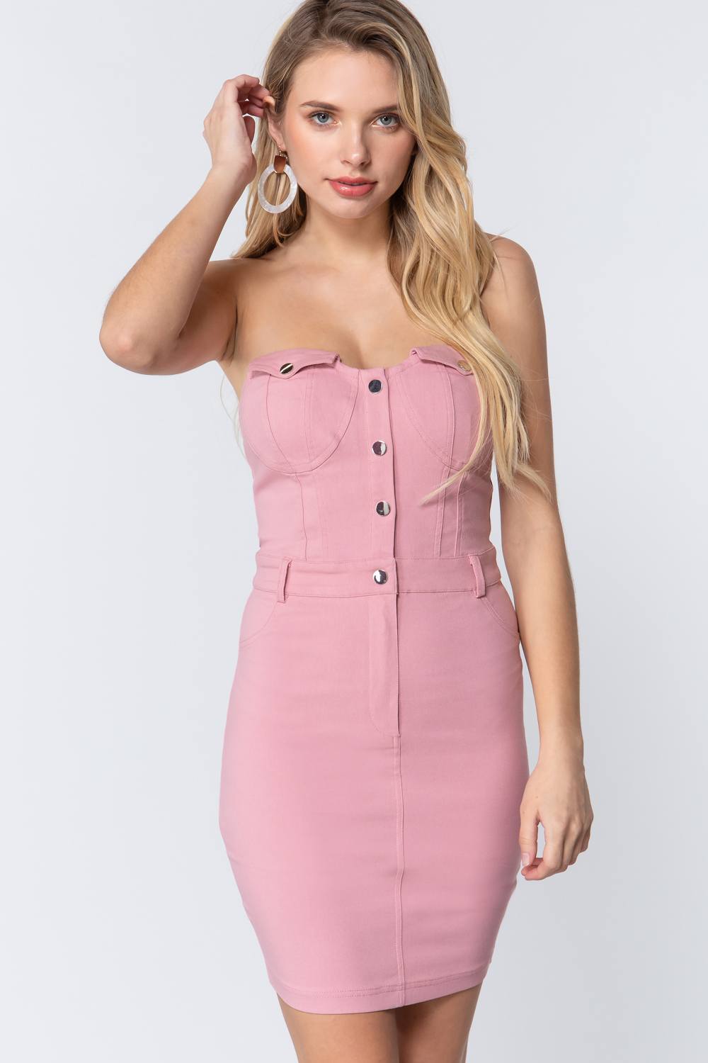 Mini-robe boutonnée sans bretelles