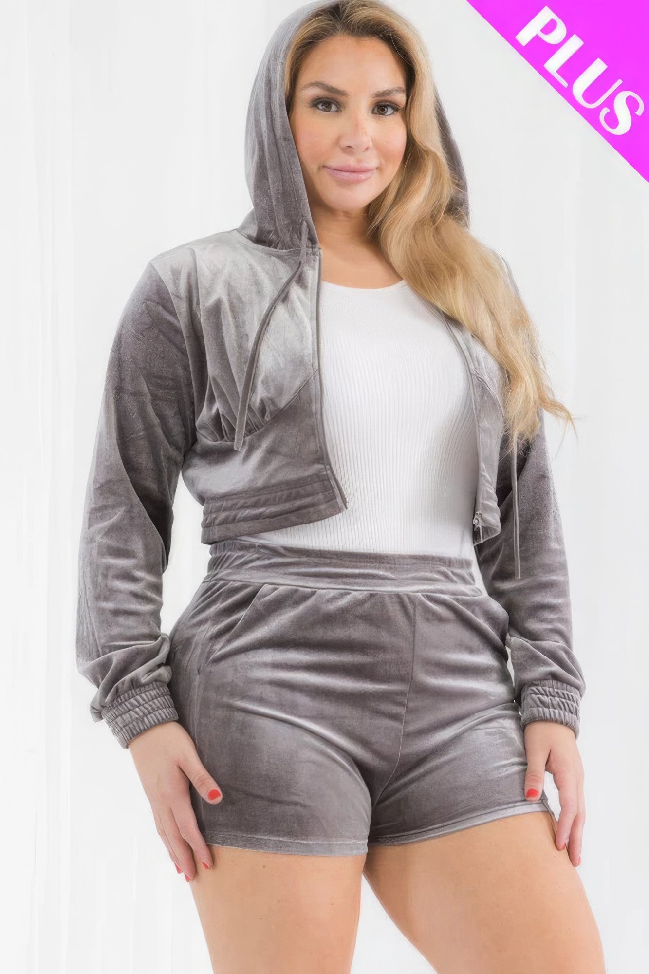 Conjunto de sudadera con capucha y pantalones cortos de terciopelo con cremallera en talla grande