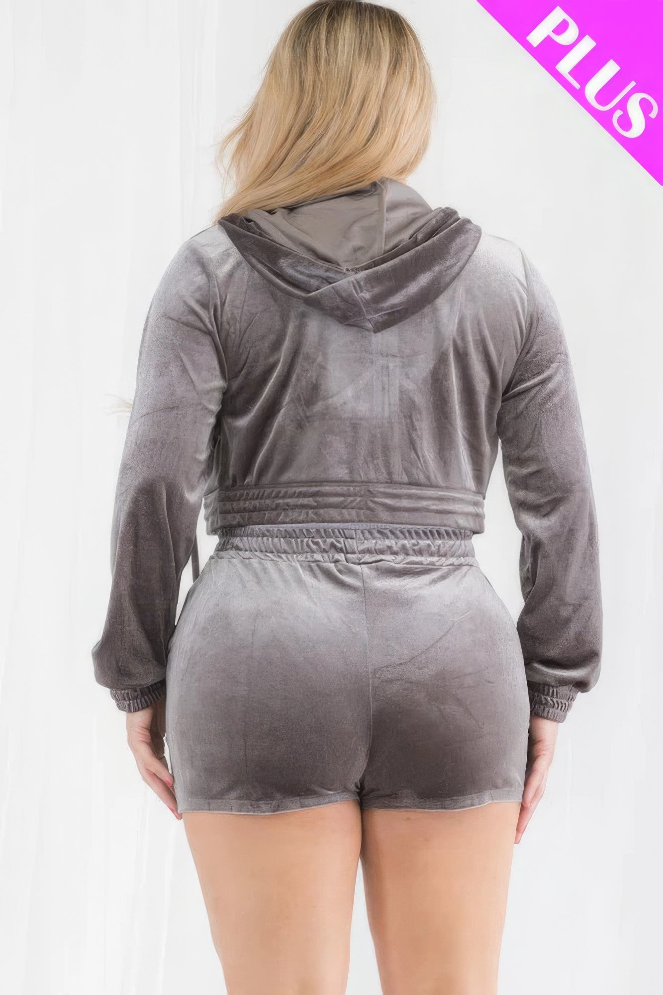 Conjunto de sudadera con capucha y pantalones cortos de terciopelo con cremallera en talla grande