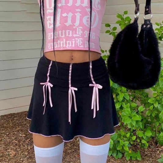 Falda con lazo y cordones