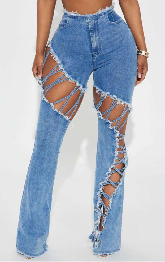 Frayed Denim Hollow-out Raged Hem Jeans
