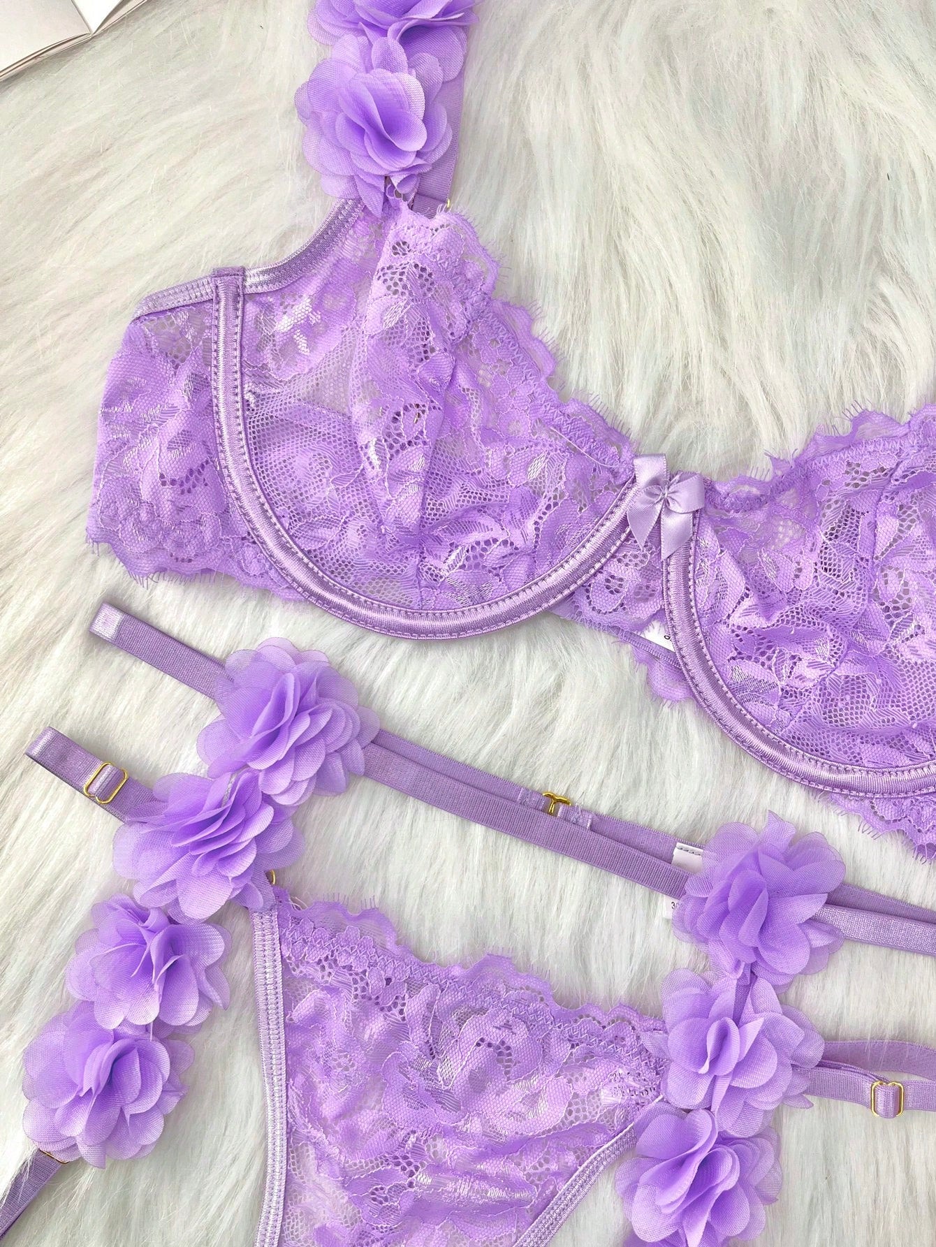 Conjunto de lencería floral