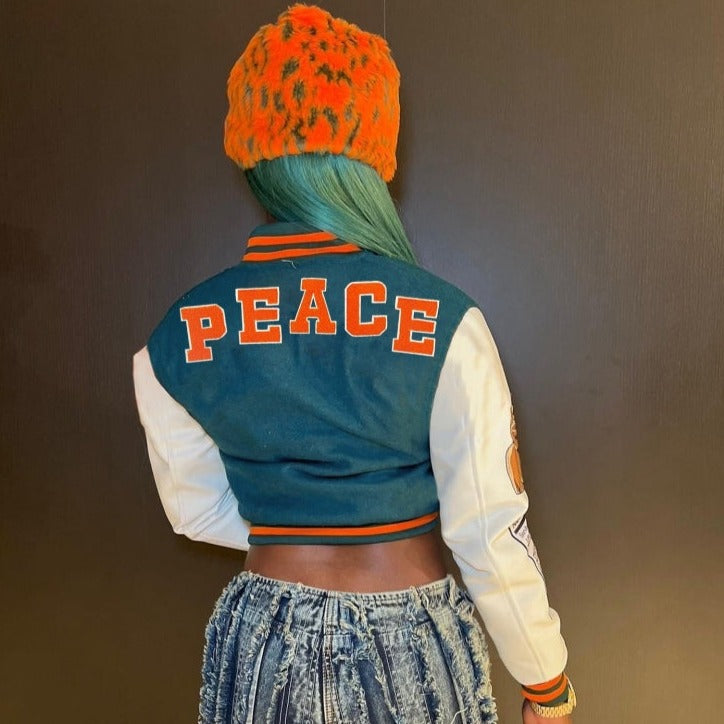 Chaqueta bordada de Plastics At Peace