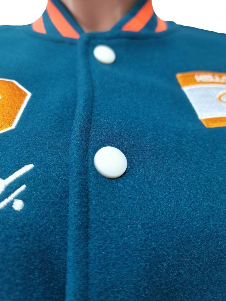 Chaqueta bordada de Plastics At Peace